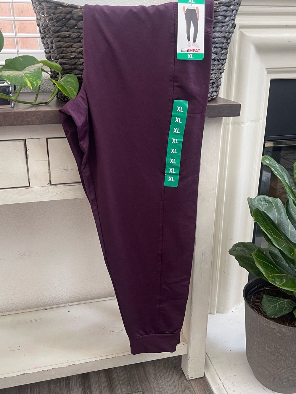 Women’s joggers - XL - Deep Plum